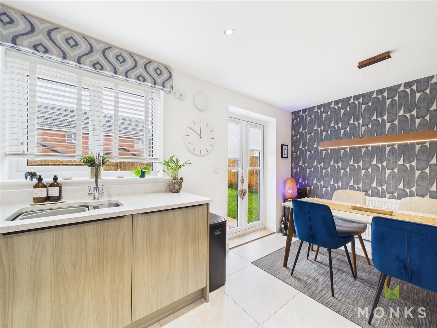 148 Holland Drive, Shrewsbury, SY2 5US For Sale